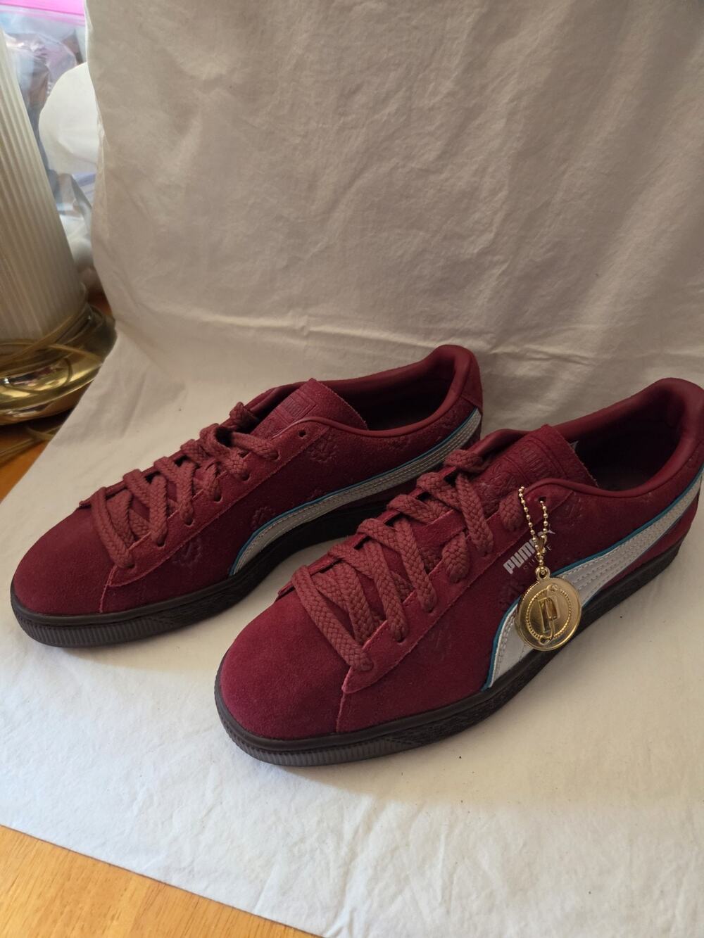 [396521-01] MENS PUMA SUEDE 2 ONE PIECE Size 8.5 US